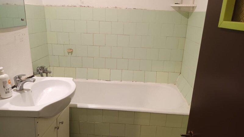 Basarabia - Tina Petre, bloc mixt, garsoniera