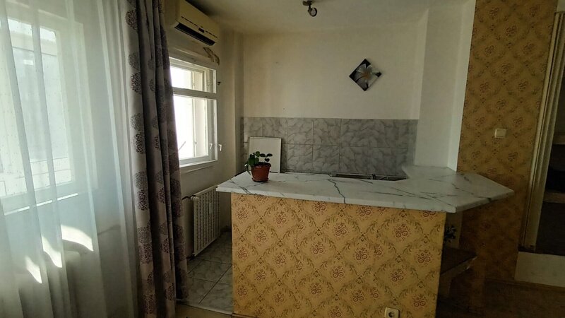 Muncii, Stadion Arena Nationala, bloc mixt, garsoniera